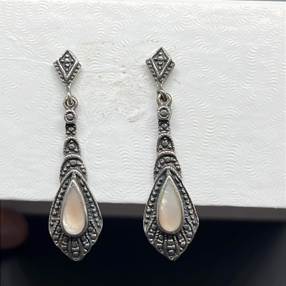 Sterling silver mother pear dangle earrings marked NF 925, 1.5 inches long